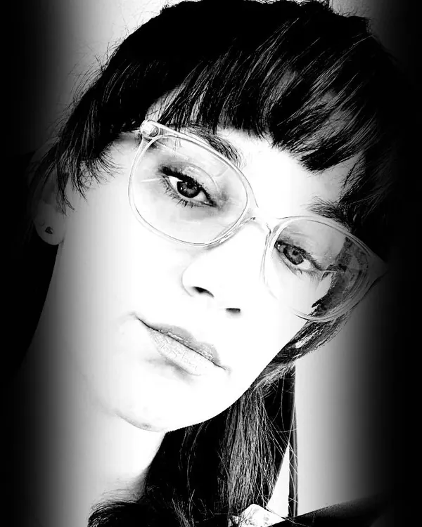 Laura tattoo artist